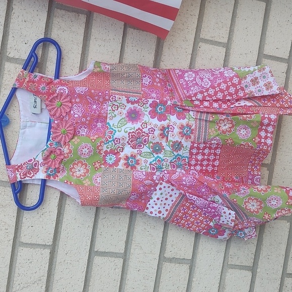 Pink dress/flowers - Picture 2 of 12